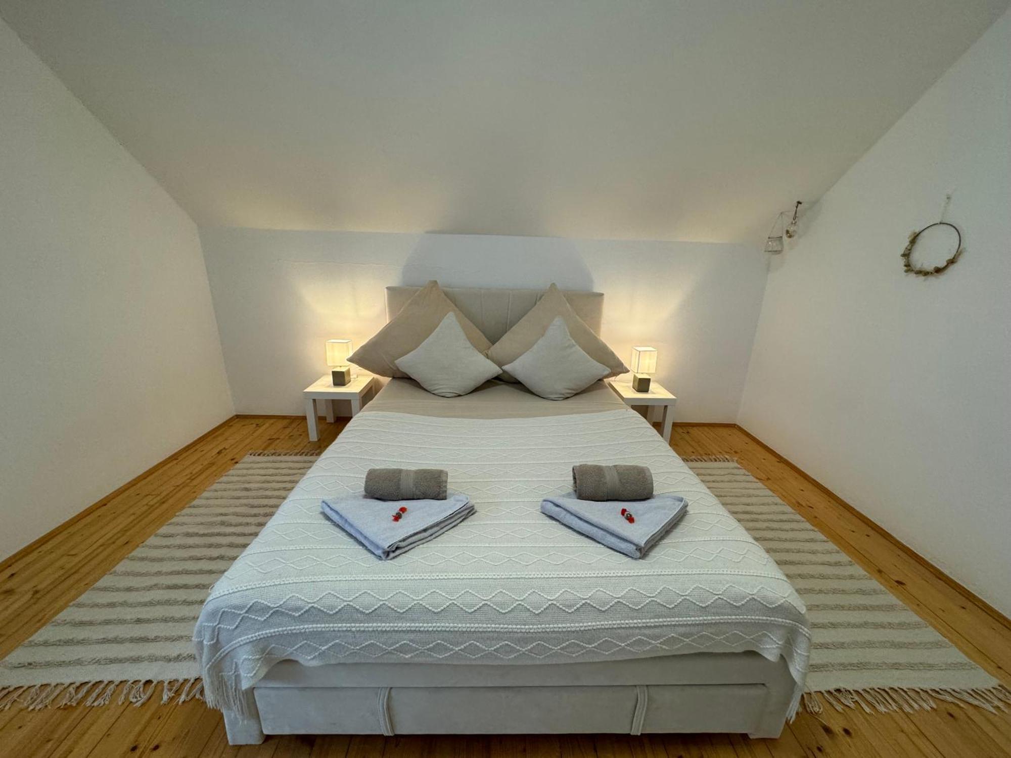 Fewo Boho 110 Qm Mit Bergblick 3 Min Bahnhof Laufen Exterior photo