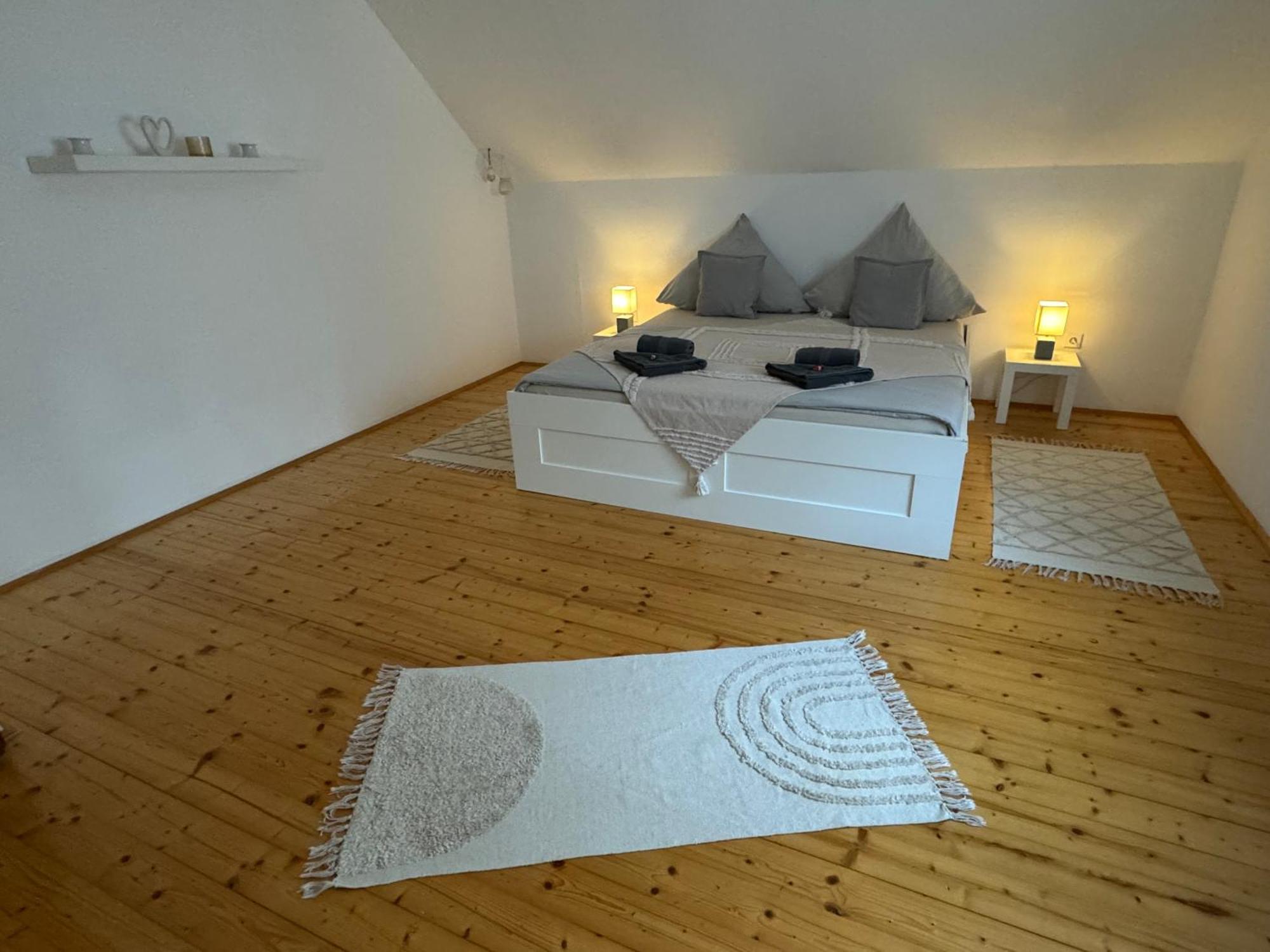 Fewo Boho 110 Qm Mit Bergblick 3 Min Bahnhof Laufen Exterior photo