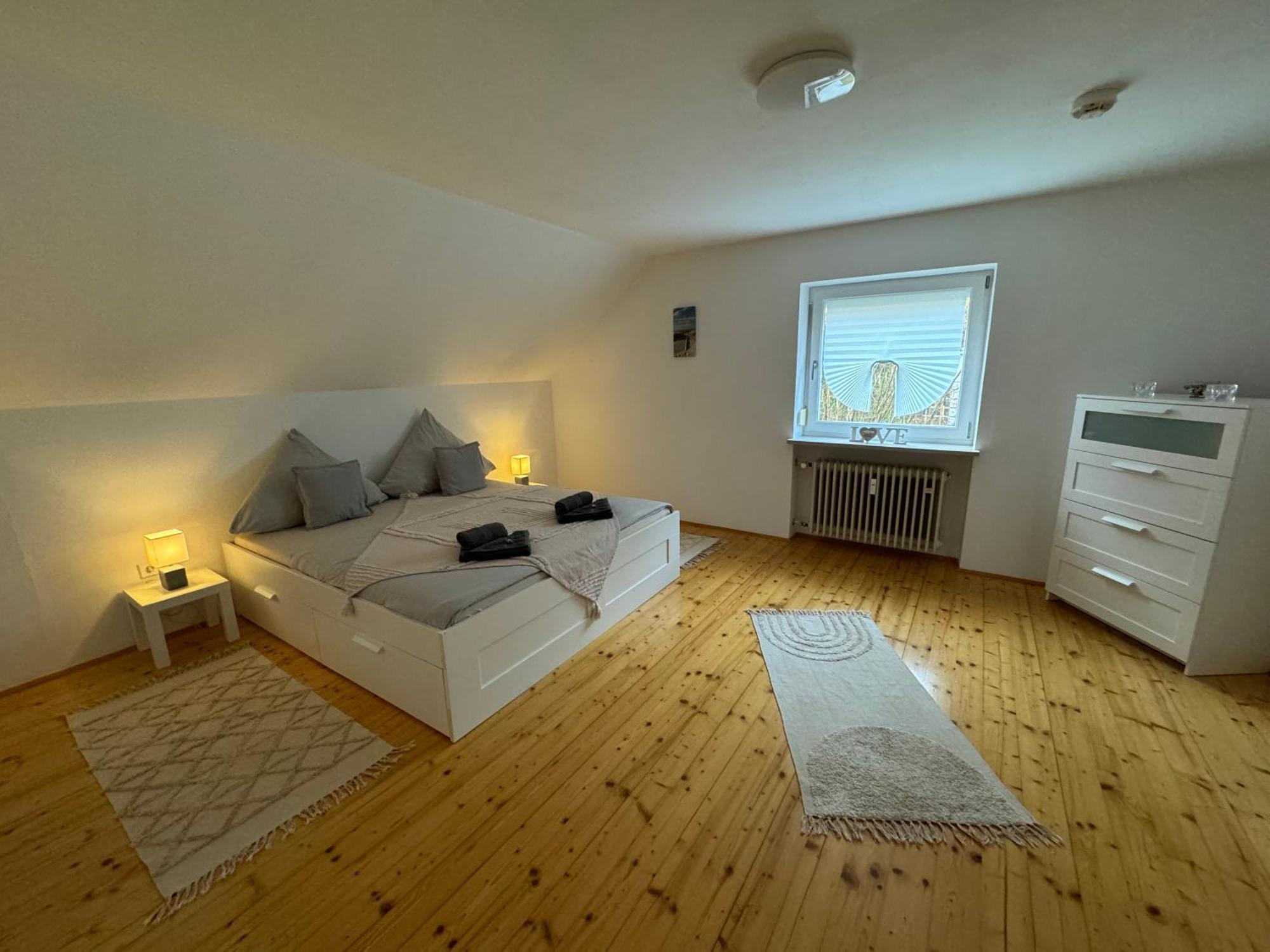 Fewo Boho 110 Qm Mit Bergblick 3 Min Bahnhof Laufen Exterior photo