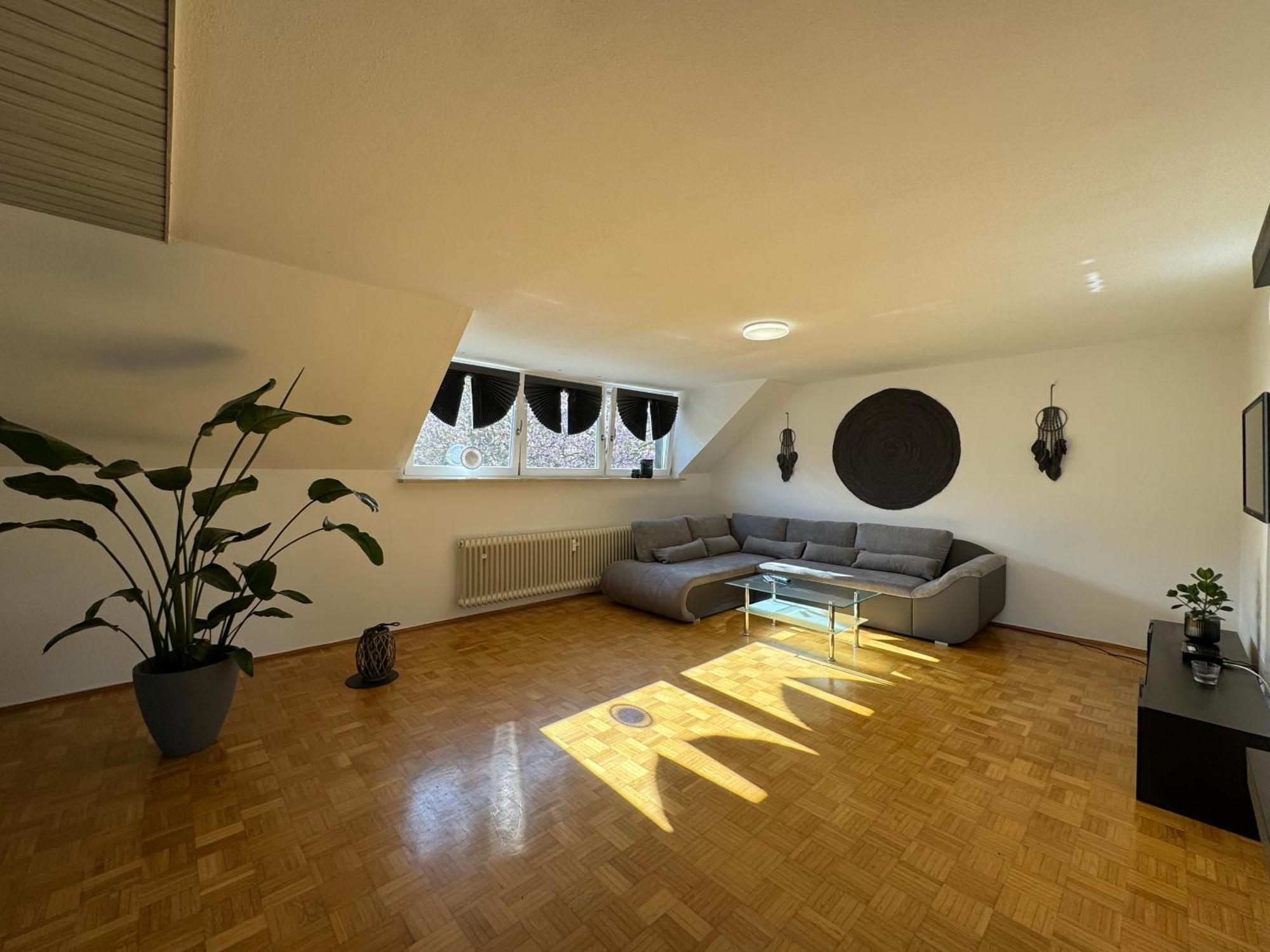 Fewo Boho 110 Qm Mit Bergblick 3 Min Bahnhof Laufen Exterior photo