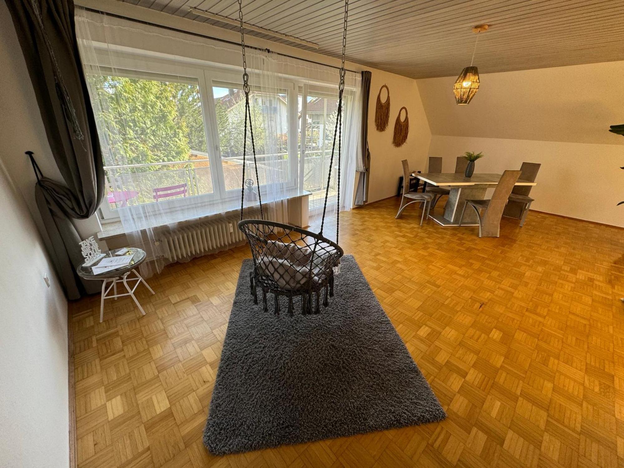 Fewo Boho 110 Qm Mit Bergblick 3 Min Bahnhof Laufen Exterior photo